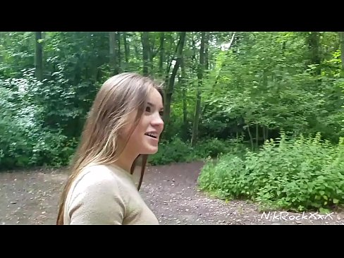 ❤️ Я прапанаваў Эвеліне трахнуцца ў грамадскім месцы! Яна сказала так. Потым я трахнуў яе ў попу і скончыў ёй у рот. Потым яна раззлавала сябе. Порна відэа у нас